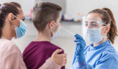 Медики розповіли про нову загрозу коронавірусу Омікрон для дітей