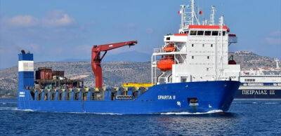 Туреччина пропускає російські кораблі з військовою технікою через Босфор – ЗМІ