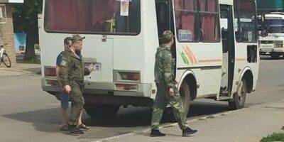 «Поймаем каждого». Россия начала новую волну принудительной мобилизации на оккупированных территориях — Гайдай