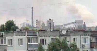 Запорожская АЭС в дыму: ВС РФ снова обстреляли станцию (фото, видео)