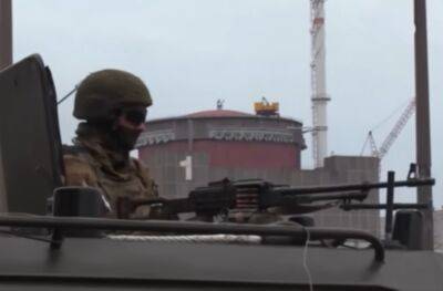 Ситуация на грани катастрофы: оккупанты пять раз обстреляли Запорожскую АЭС - видео последствий