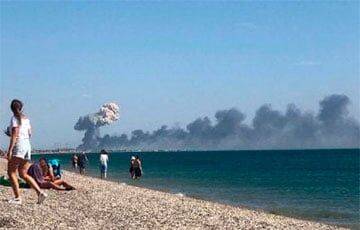 В Сети набирает популярность трек на слова россиян, бегущих с пляжа после взрывов в Крыму