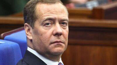 «Случайности там тоже возможны»: Медведев угрожает Европе ядерной катастрофой