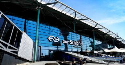 Аэропорт Амстердама выплатит компенсации пассажирам, не успевшим на рейс из-за очередей - rus.delfi.lv - Латвия - Амстердам
