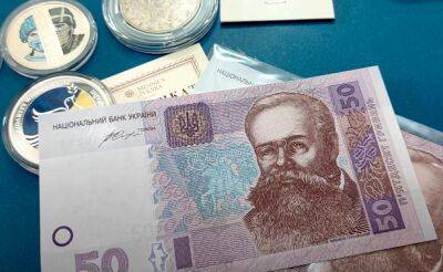 У пенсионеров ноги подкосились: некоторые украинцы получат сразу несколько выплат