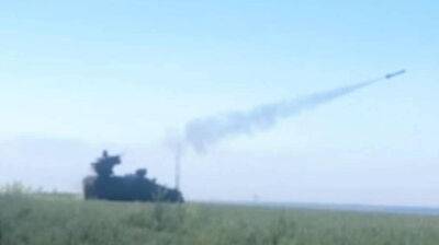 На востоке защитники "приземлили" российский Су-25