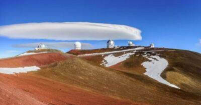 Над обсерваторией на Гавайях засняли явление, очень похожее на НЛО (фото)