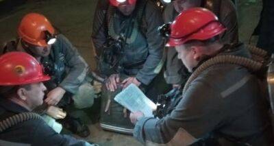 Уже больше недели не удается потушить пожар на шахте в Краснодоне