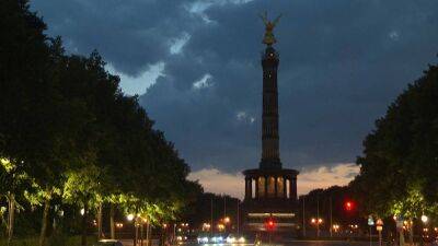 Памятники Берлина погрузились во тьму ради экономии энергии