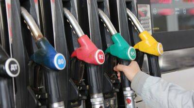 Кабмин хочет вернуть акцизы на топливо: эксперт рассказал, подорожает ли бензин