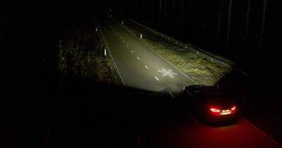 "Умные" фары Ford смогут рисовать изображения на дороге (видео)