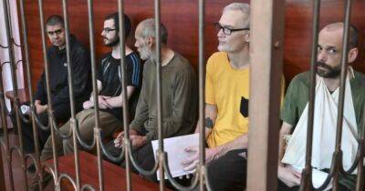 Террористы "ДНР" судили 5 иностранных добровольцев: некоторых могут убить