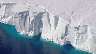 Антарктичний лід тане вдвічі швидше, ніж передбачалося - вчені