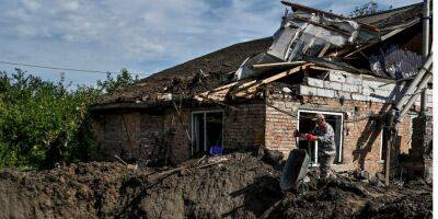 Десятки семей без жилья. На Запорожье оккупанты разрушили более 20 частных домов и многоэтажек