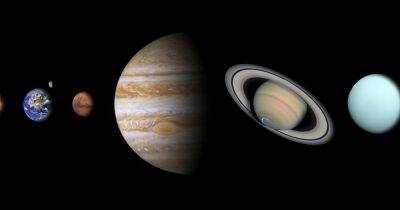 Особенности Солнечной системы: у какой планеты на самом деле больше всего спутников