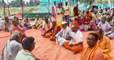 В Индии состоялась традиционная ярмарка женихов: кто пользовался самым большим спросом