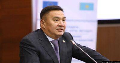 Министр внутренних дел Казахстана сказал, что «не знает», откуда в Алматы в январе прилетели «террористы»