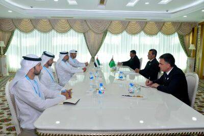 Туркменистан и ОАЭ обсудили инвестиции и сотрудничество между портами Туркменбаши, Дубая и Абу-Даби