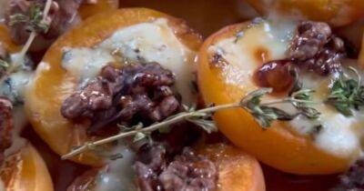 Рецепт запеченных абрикосов с сыром, орехами и медом