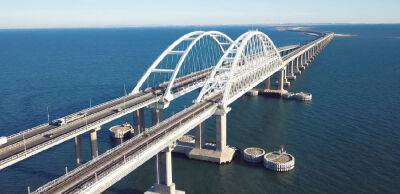 рф встановила КПП на Керченському мосту: перевіряють всіх, хто виїздить з Криму