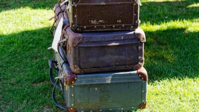 Семья купила антикварные чемоданы и обнаружила в них расчлененные тела
