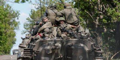 Российские оккупанты тратят колоссальные ресурсы, чтобы захватить еще хоть километр на Донбассе — Зеленский