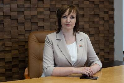 23 августа депутат Палаты представителей Национального собрания Республики Беларусь Елена Потапова проведет прямую линию и прием граждан