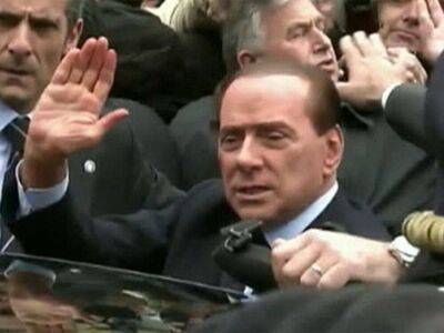 Известный дружескими отношениями с Москвой Берлускони призвал Италию полностью отказаться от газа из России