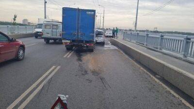 Женщина пострадала в ДТП на мосту «Саратов - Энгельс» - usedcars.ru