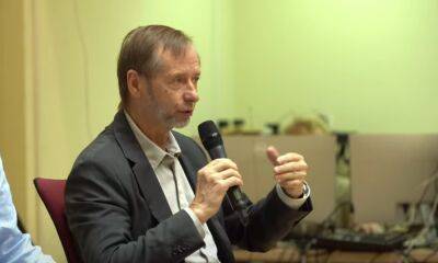 Александр Кочетков рассказал, что сейчас происходит с политическим процессом в Украине