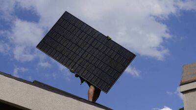 В Венгрии дефицит солнечных панелей и дров