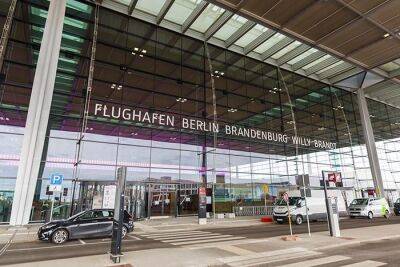 Из-за неисправности контактной сети были эвакуированы 300 пассажиров поезда в аэропорт BER