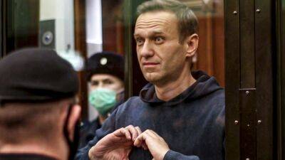 Навальный: второй раз отмечаю свой второй день рождения
