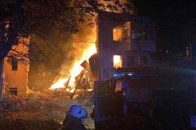 Ракетний удар по гуртожитку у Харкові: знайдено тіла ще 3 людей