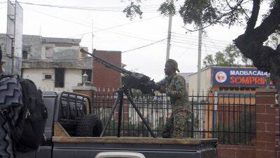 Более 20 человек погибли при вооружённом нападении на отель в Сомали