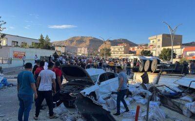 В Турции грузовик въехал в толпу: 20 человек погибли, еще 26 ранены