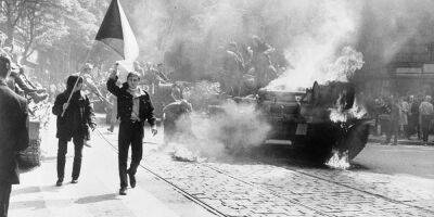 «Русские никогда не стреляют холостыми». 54 года назад СССР вторгся в Чехословакию: что из «брежневского сценария» РФ использовала в Украине