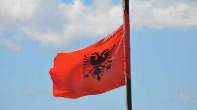 В Албании задержали украинца и россиян, они пытались попасть на военный завод