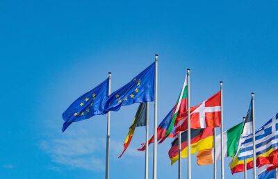 Спикер парламента Венгрии заявил, что корпорации хотят создать «Соединенные Штаты Европы»