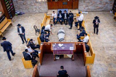 В Иерусалиме пройдут похороны духовного лидера ШАС рава Шалома Коэна