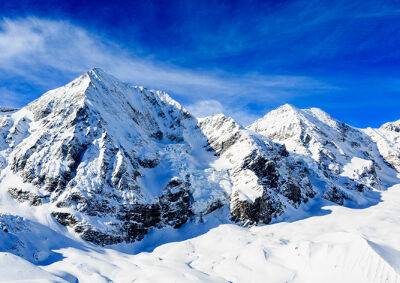 Пять чешских лыжников погибли при сходе лавины в Альпах
