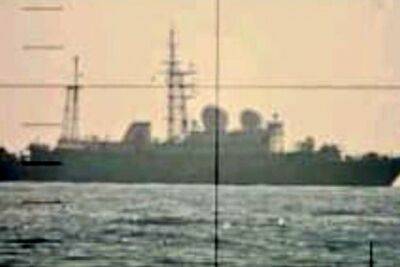 Итальянская подводная лодка устроила преследование российского военного корабля "Василий Татищев" в Ионическом море