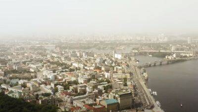 Всю центральную Украину и Киев затянуло густым смогом, поползли слухи о худшем: Диденко рассказала, что происходит