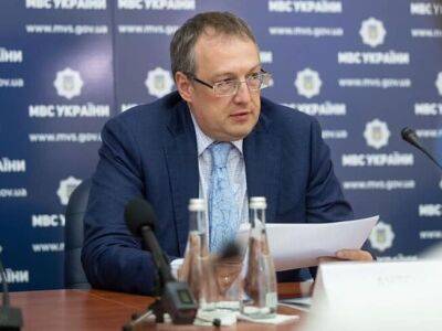 Геращенко высмеял заявления о причастности Украины к убийству Дугиной, опубликовав удостоверение "военнослужащей Нацгвардии" Симоньян