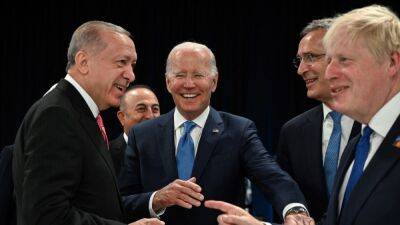 WSJ: США предостерегают Турцию от нарушения санкций против России