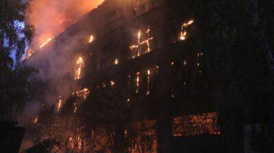В Харькове произошел масштабный пожар на предприятии: фото и видео