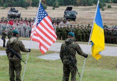 Посольство США закликає американців негайно виїхати з України