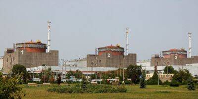 Оккупанты завезли на Запорожскую АЭС еще больше военных и техники