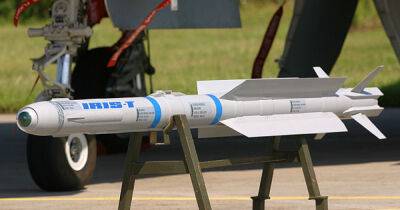 Германия передаст Украине ракеты IRIS-T в ближайшие недели, – МИД