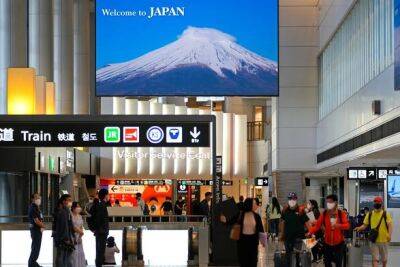 Япония рассматривает возможность ослабления ограничений COVID-19 для туристов в следующем месяце
